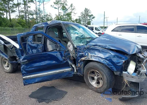 2003 Chevrolet S-10 Ls из США, поврежденный, VIN 1GCCS19H538187053